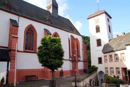 Neuerburg Kirche